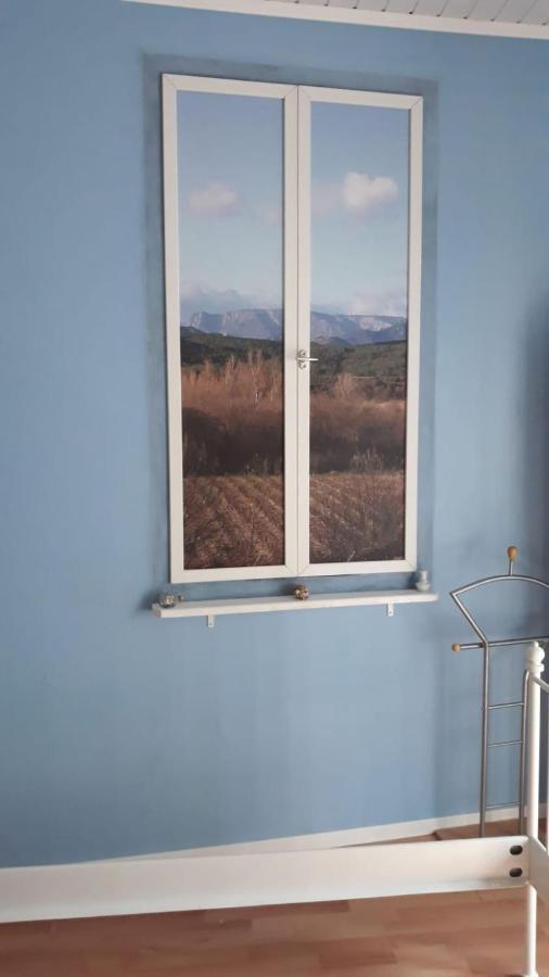 Sur La Bonnefooi Bed and Breakfast Prades-sur-Vernazobre Εξωτερικό φωτογραφία