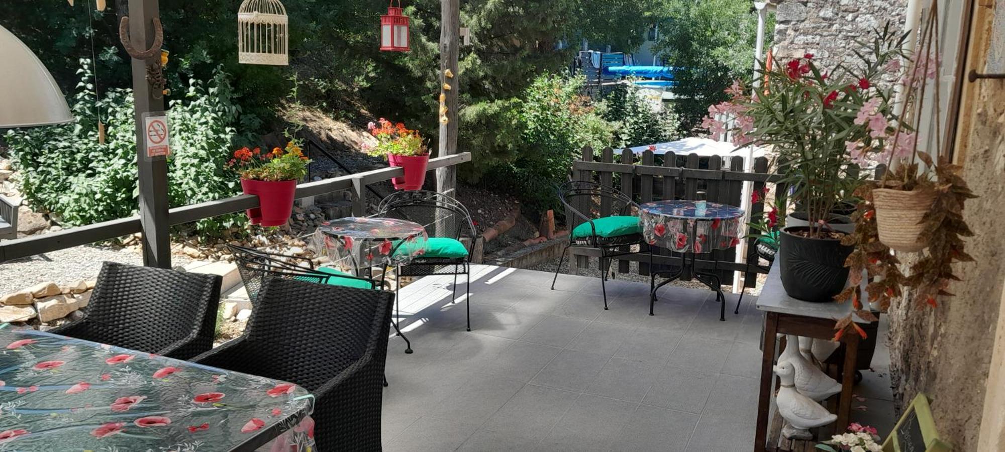 Sur La Bonnefooi Bed and Breakfast Prades-sur-Vernazobre Εξωτερικό φωτογραφία